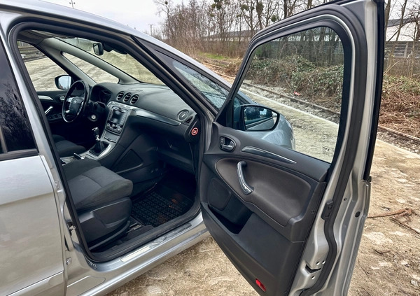 Ford S-Max cena 15900 przebieg: 370000, rok produkcji 2009 z Wrocław małe 407
